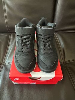 Nike  Court Borough Low Shoes