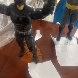 SPECIAL SPECIAL "Preloved Batman Action Figures 