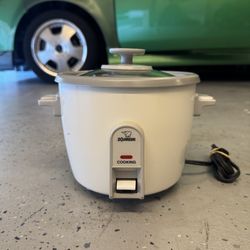 Zojirushi NHS-06 3-Cup Electric Rice Cooker White/Gray 120V 300W w/ Lid