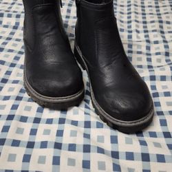 Black Boots Size 3 Youth