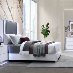 Queen Bedroom Set ON SALE NOW 