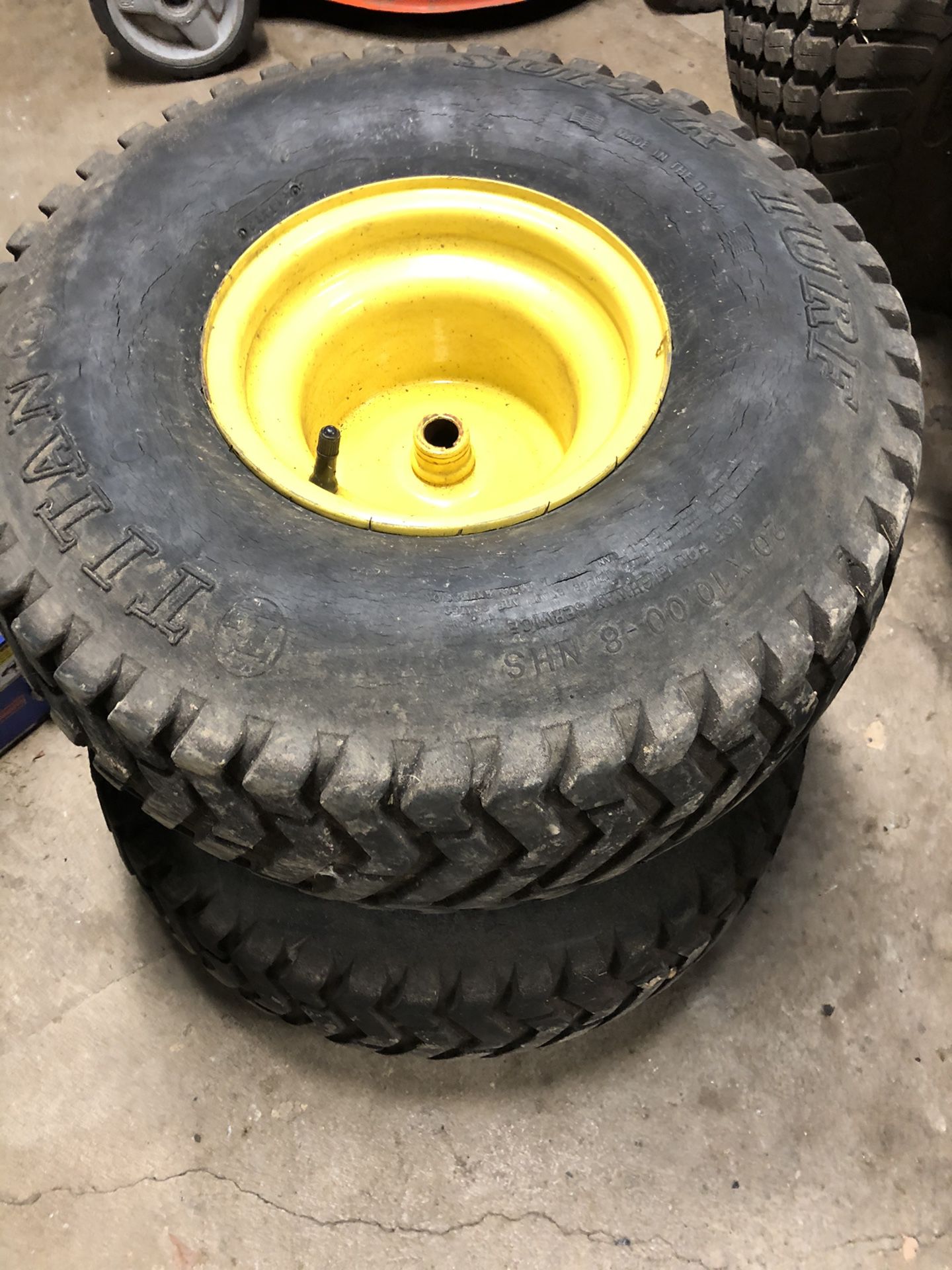 John Deere LT166 Rear Tires