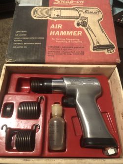 Snap-on air chisel , new still in box