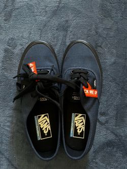 Vans classic. Size 5m 6.5w
