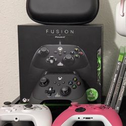 Xbox Series X Bundle – Controllers, Games, Headset, Speakers 