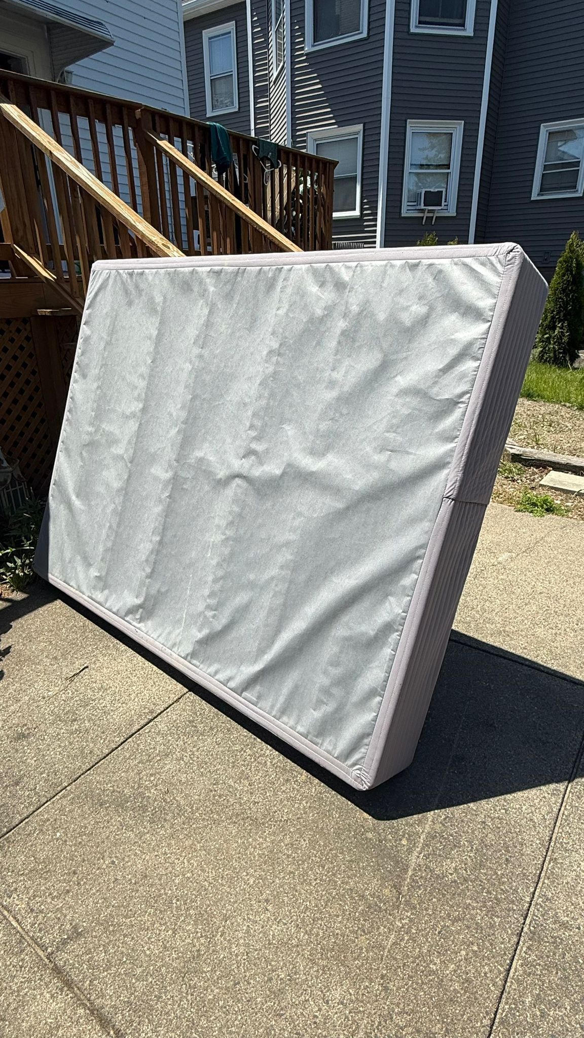 Free Queen spring Box