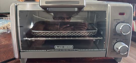 Black+Decker Air FryToaster Oven