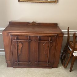 Antique Sideboard, Bar 