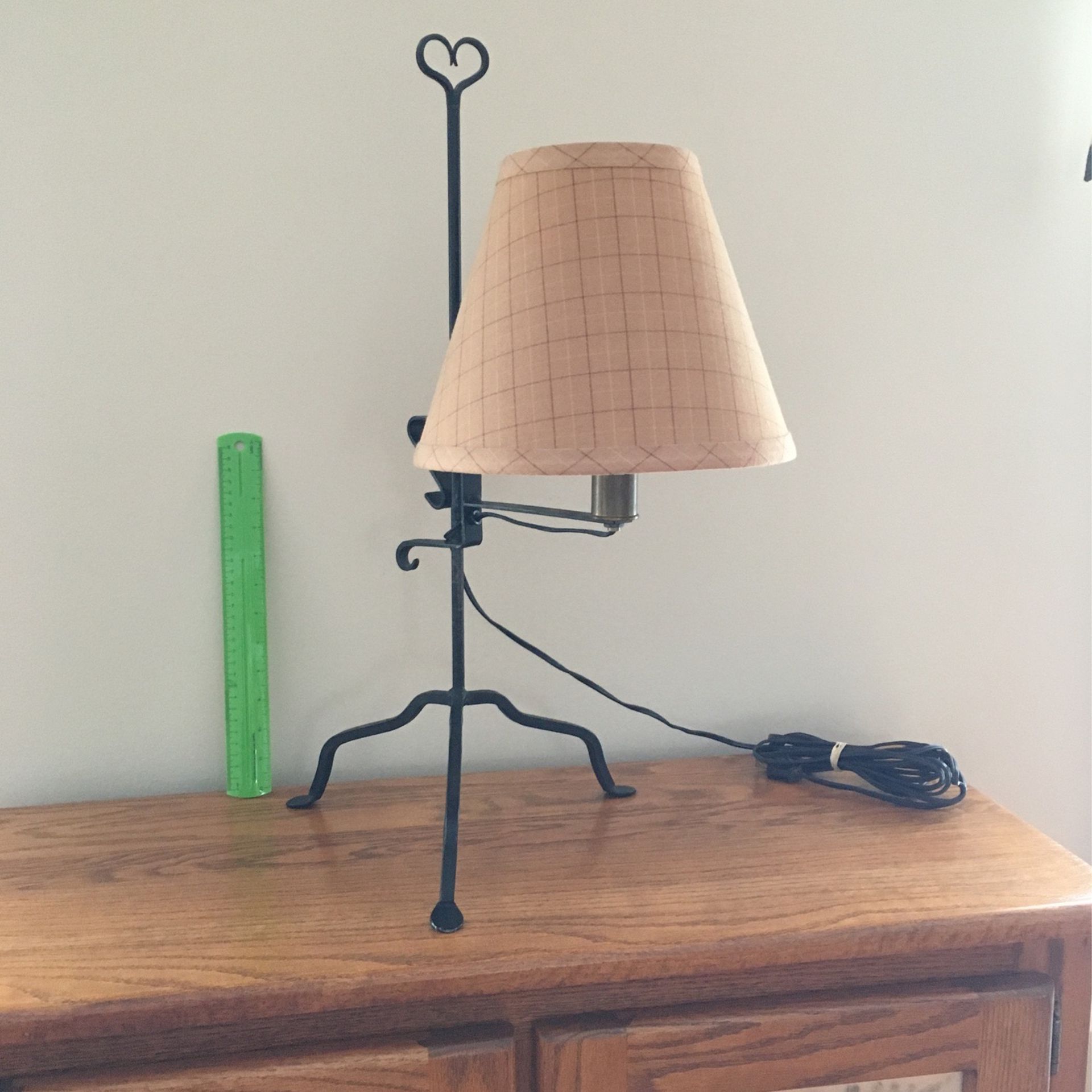 Adjustable Height Table Or Desk Lamp With Shade