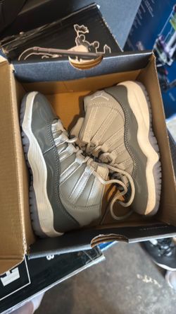 Jordan retros little kids