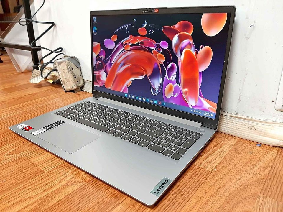 2022 Lenovo IdeaPad 15.7" Laptop Computer PC - LATEST MODEL