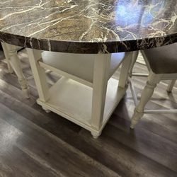 dining room with 4 chairs