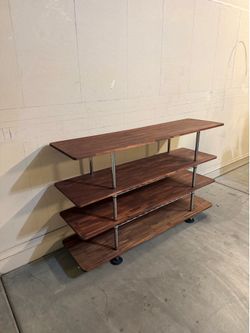 homemade adjustable media table.