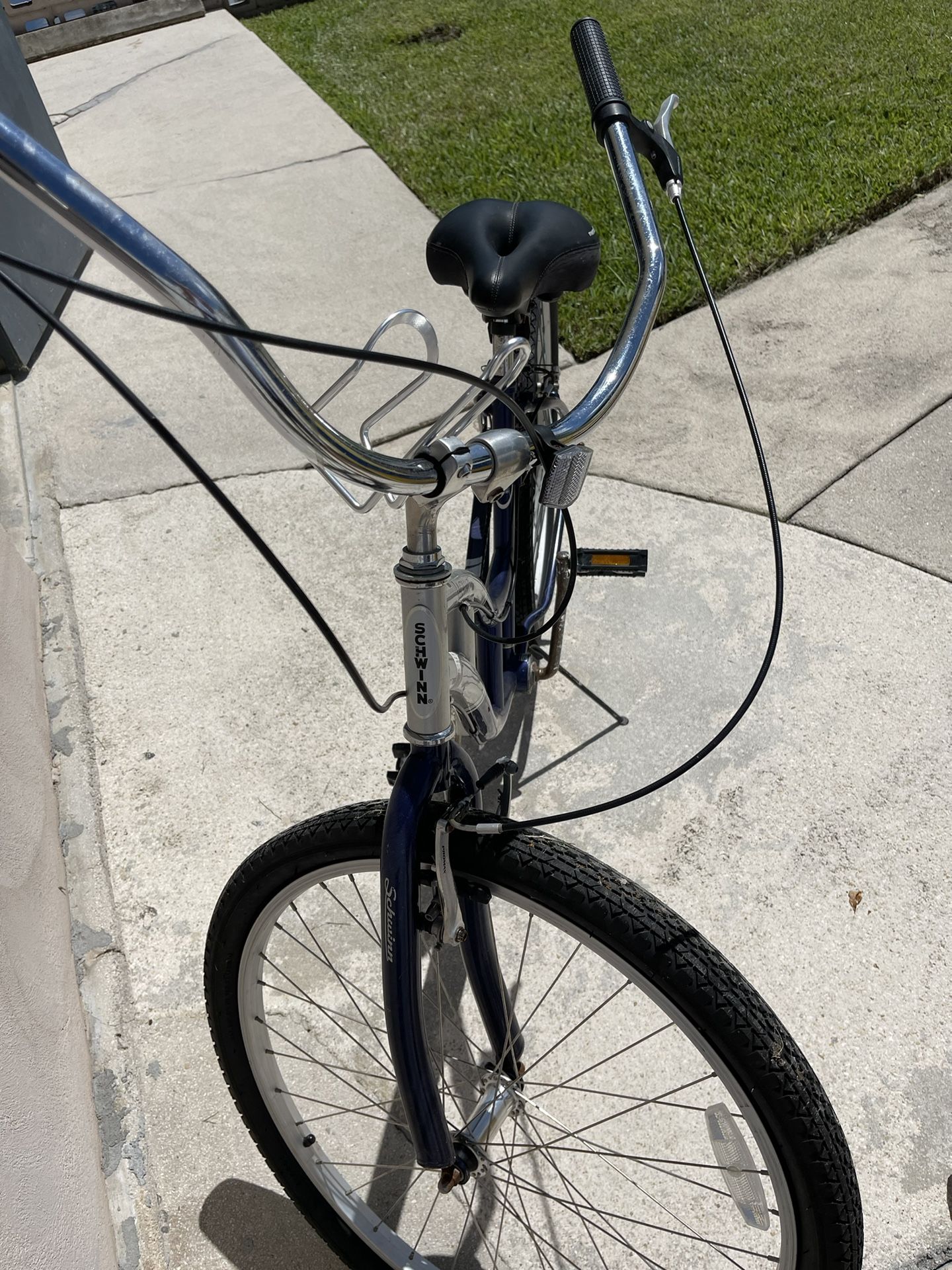 Women’s Schwinn Bike