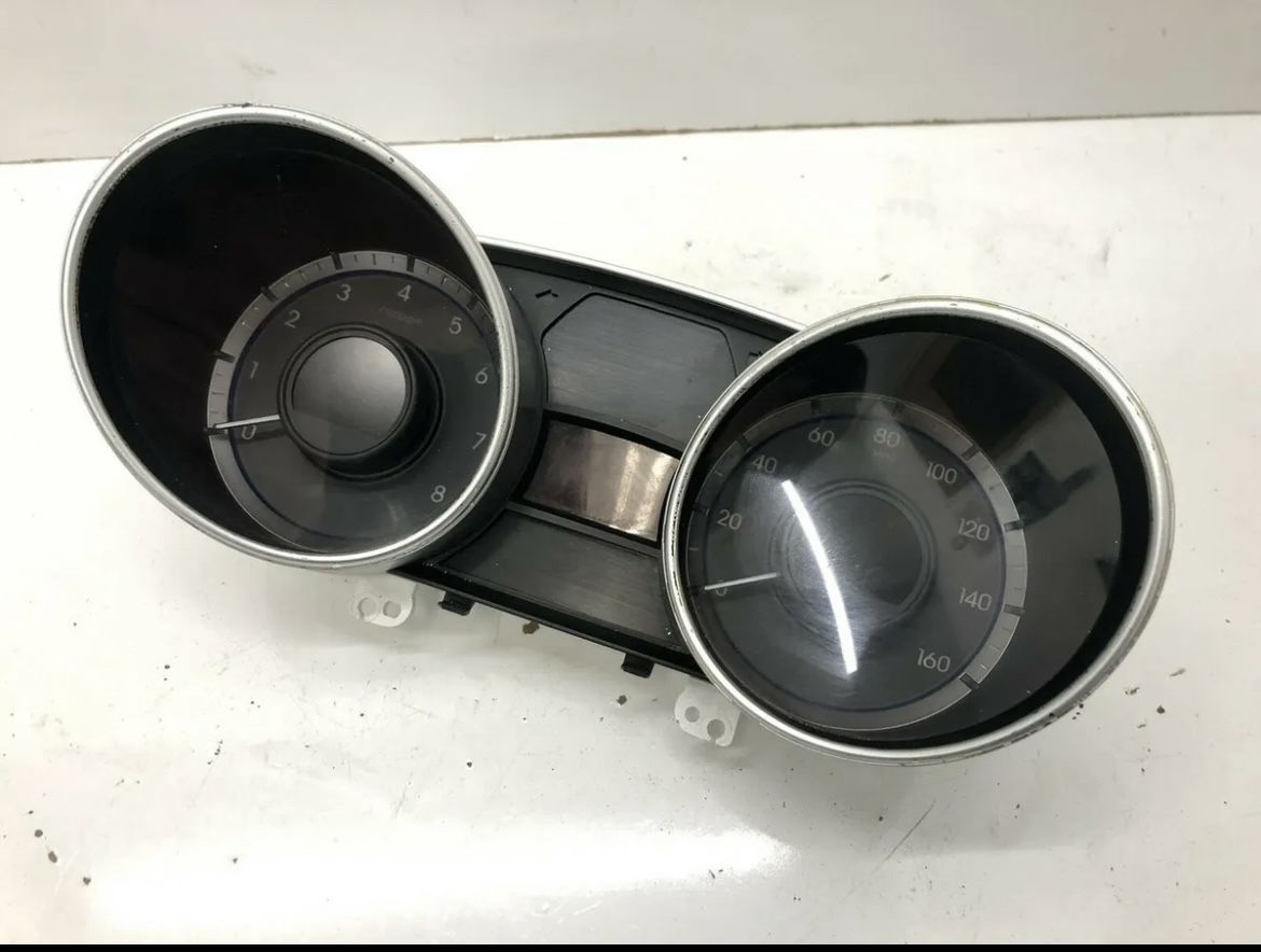 2011-2014 Hyundai Sonata Cluster 180K Miles Oem