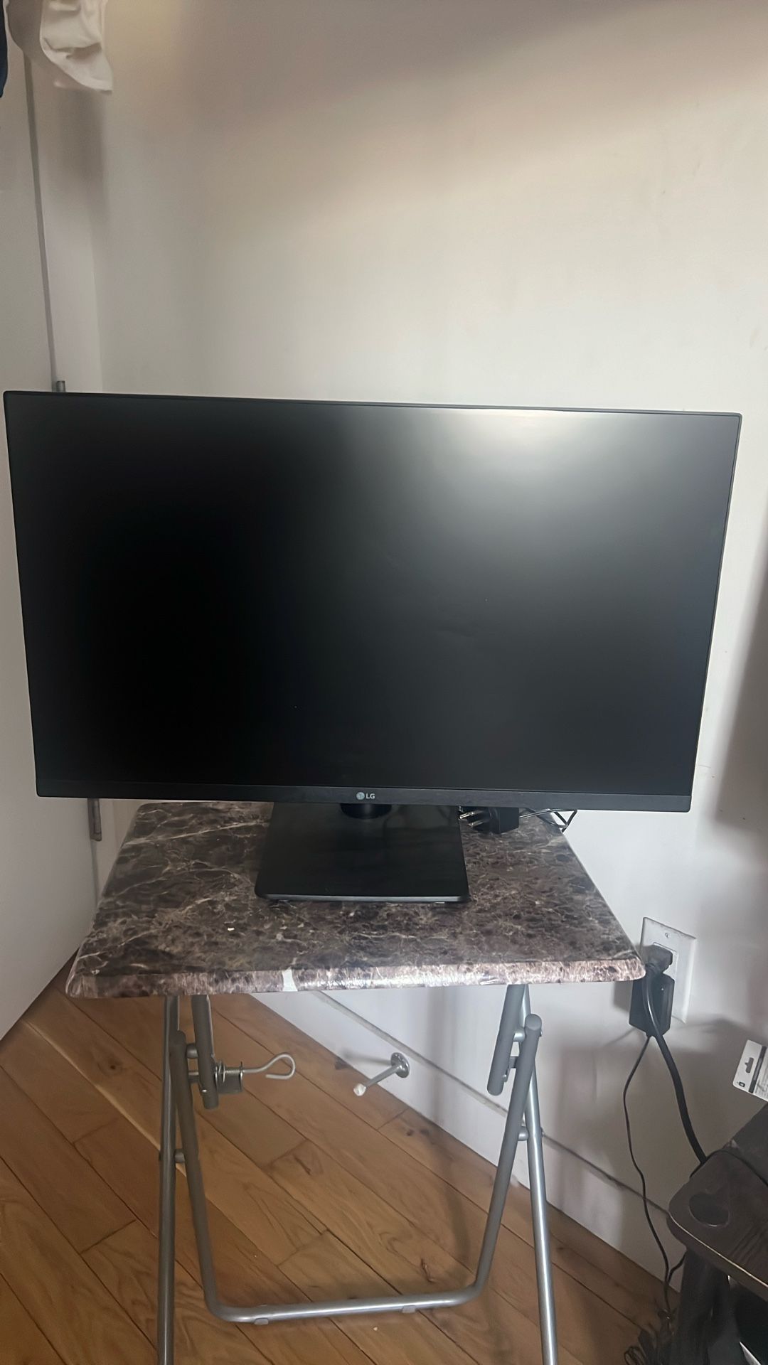32 Inch LG Gaming Monitor ( Pickup Only )