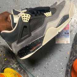 Jordan 4 Retro Fear Size 10.5