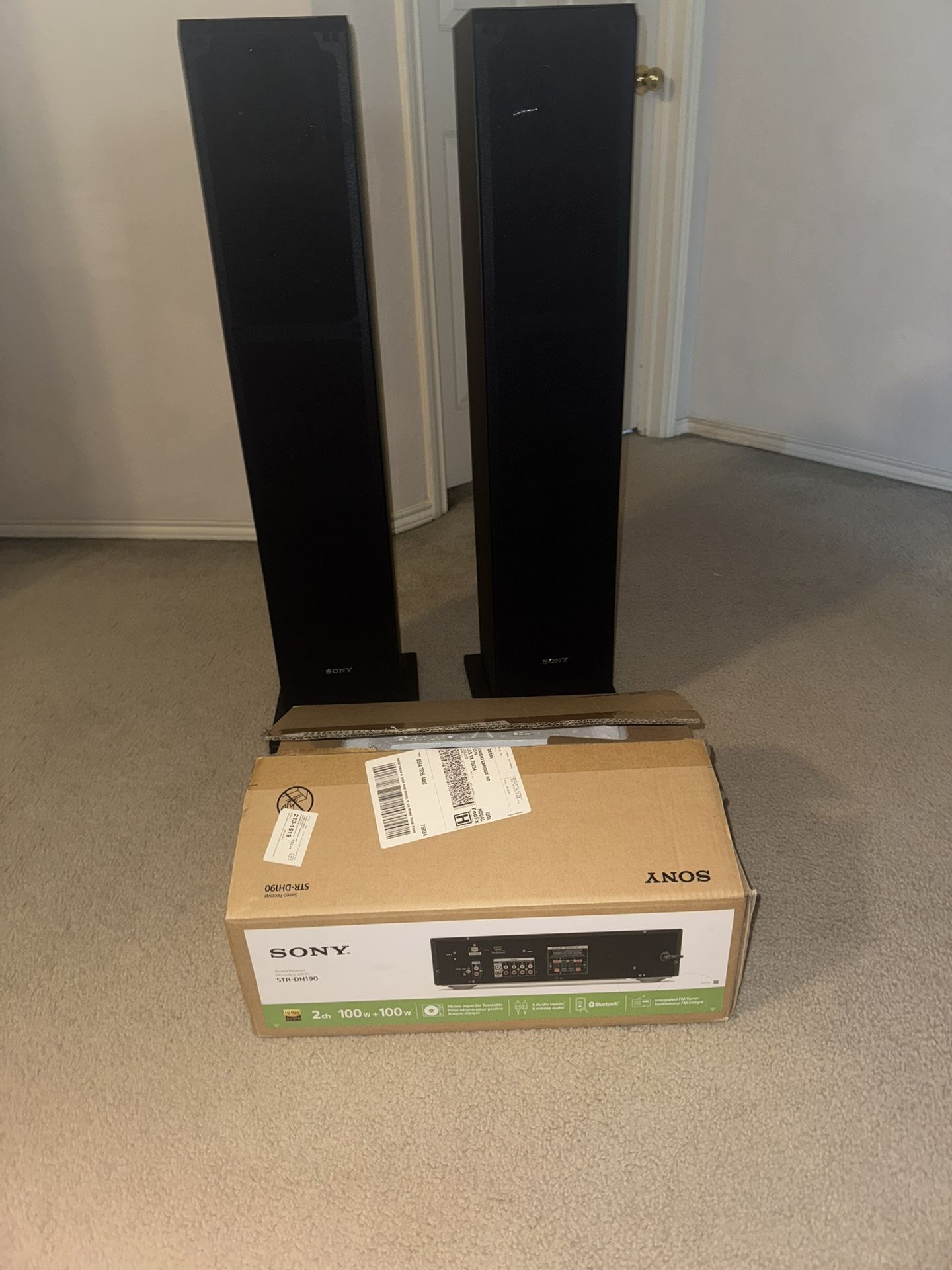 HOME STUDIO SYSYTEM- ALL INCLUSIVE. on amazon $600+ new