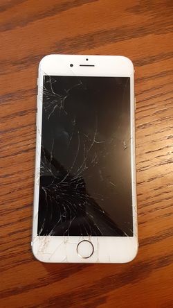iPhone cracked screen