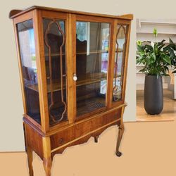 Antique China Hutch – Early 1900s–1920s – Solid Hardwood – 