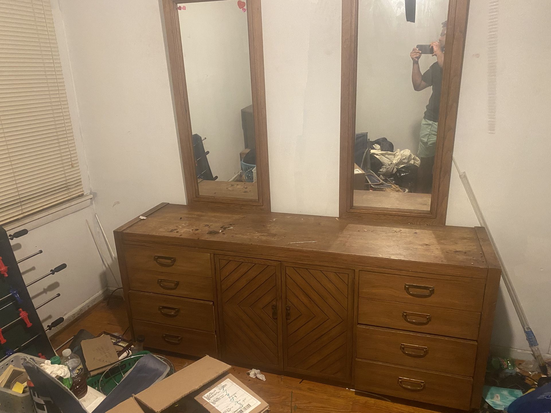 Dresser With Dual Mirrors