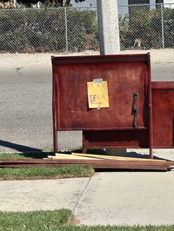 FREE bed frame