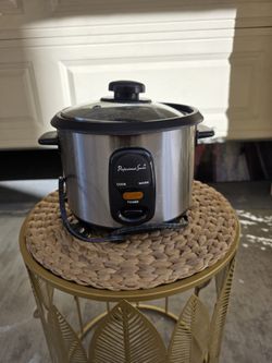 Rice Cooker (Feel free to send reasonable offer)