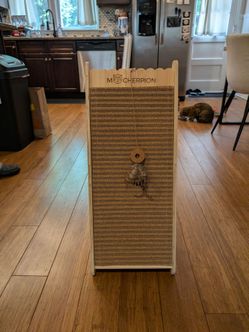 Cat Scratching Post