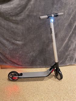 Segway Ninebot ES2 Electric Scooter - BRAND NEW BATTERY & Charger!