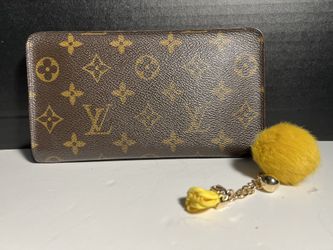 Authentic - LOUIS VUITTON Porte Monnaie Monogram Zip Long Wallet