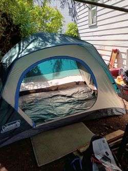 Coleman sky dome green and white 6 man tent with room to stand like new