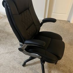 Standing office table and office chair