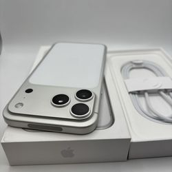 iPhone 17 pro max