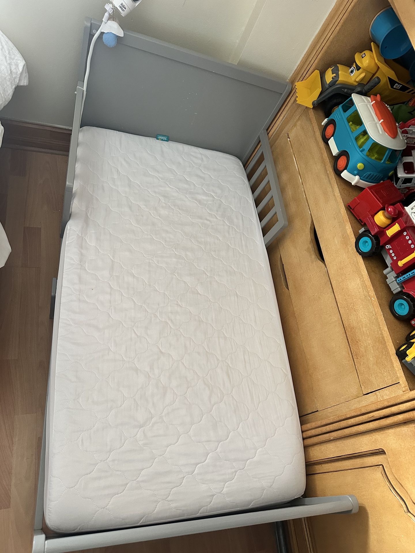 Toddler Bed + Mattress