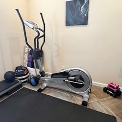 Smooth Fitness Elliptical