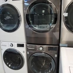 used Like New 2021 LG Front Load Washer and NEW LG Stackable Gas Dryer SET in Black Stainless Steel