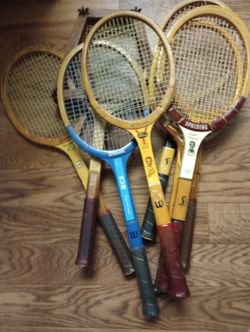 8 Wood Tennis Rackets