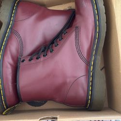 Dr. Air Wair Martens Boots 