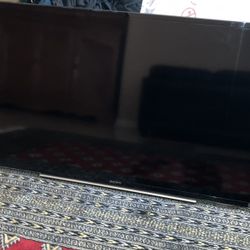 Sony Bravia 40" TV (KDL-40W600B)