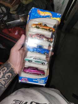 Hot wheels lowrider