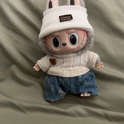 Labubu Outfit Jeans Sweater Beanie