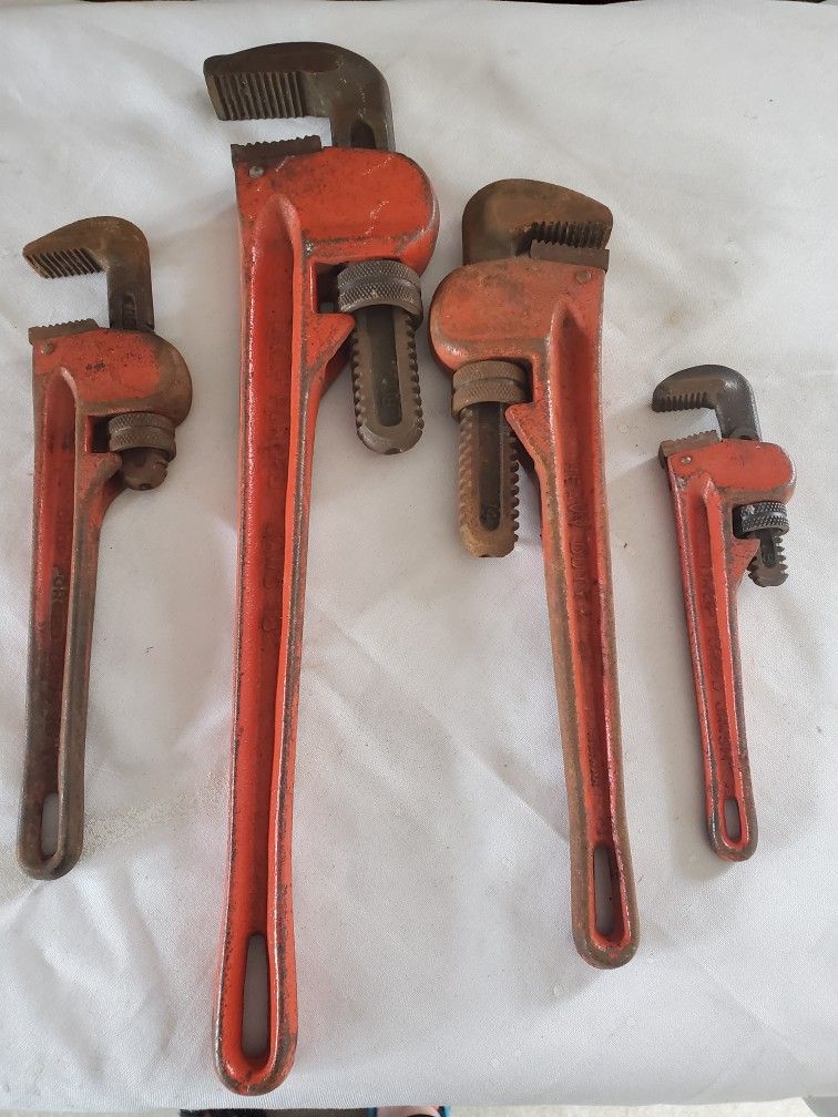 Pipe Wrench Set Of 4