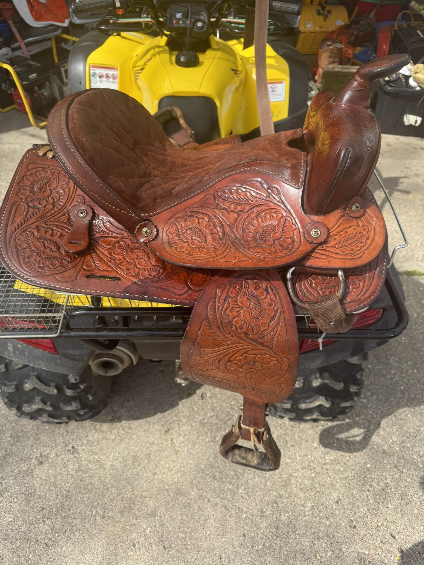 Western Horse Saddle - Pickup Only