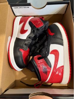 Toddler shoes 7C