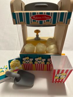 Melissa & Doug Fun at the Fair! Wooden Popcorn Popping Play Food Set
