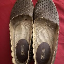 MK Flats Size 10 