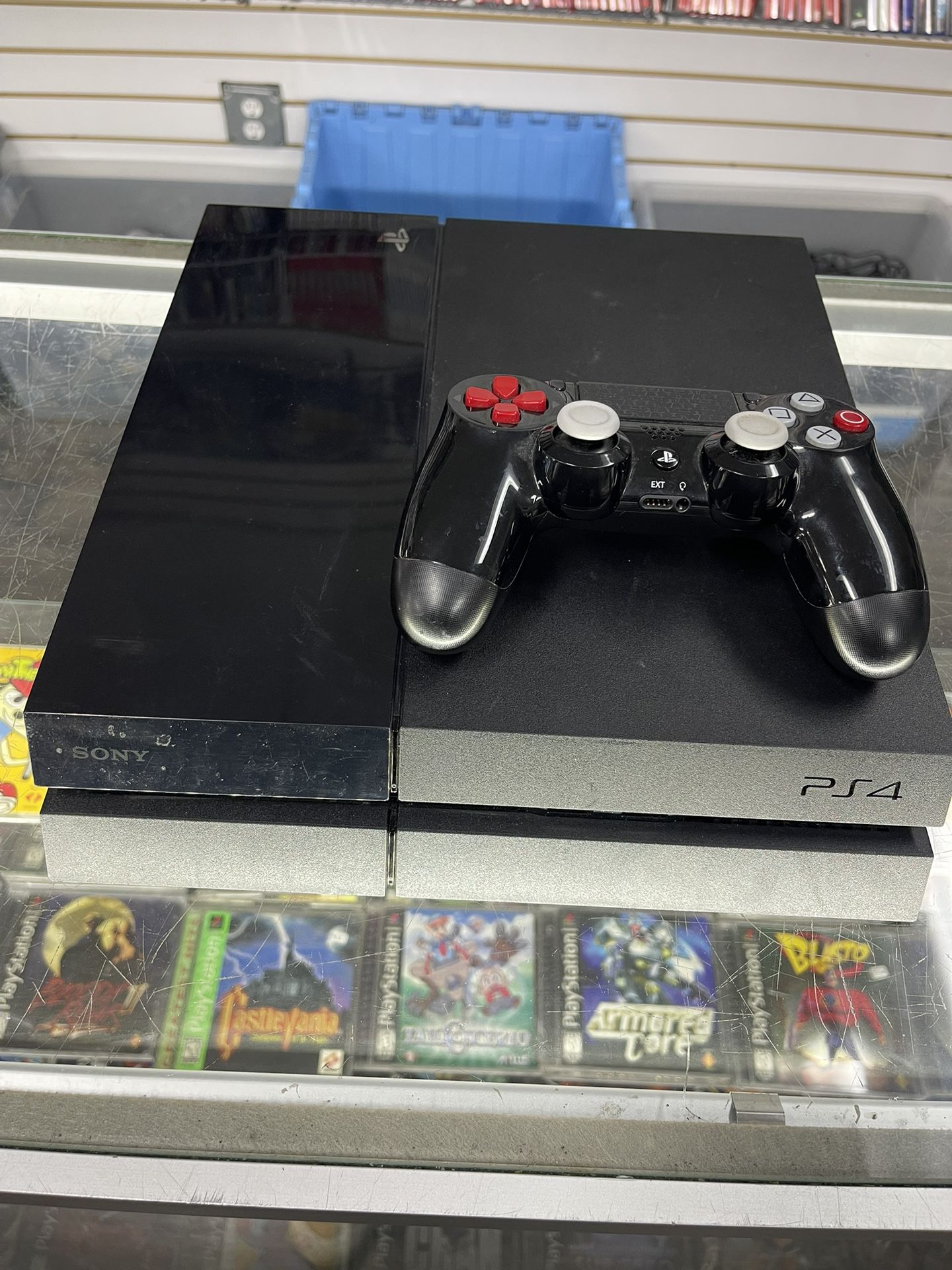 PlayStation 4 Complete $150 Gamehogs 11am-7pm