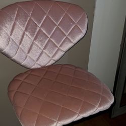 pink sparkly rolling chair