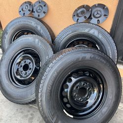 4 GOOD USED RIM & TIRE FOR MERCEDES-BENZ 16X6 1/2  Lt245/75R16 10 Ply KUMHO TIRE $150 For all ( SOLD AS IT IS ) PICKUP ONLY 