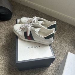 Gucci Ace Sneakers